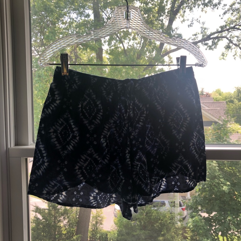 Blue flowy shorts - Hollister